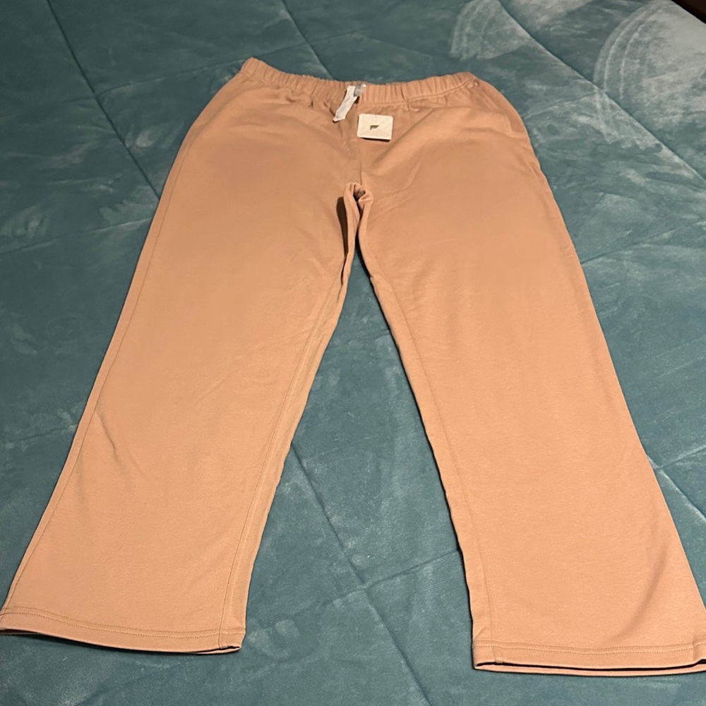 Fabletics Women's Soft Coral Joggers